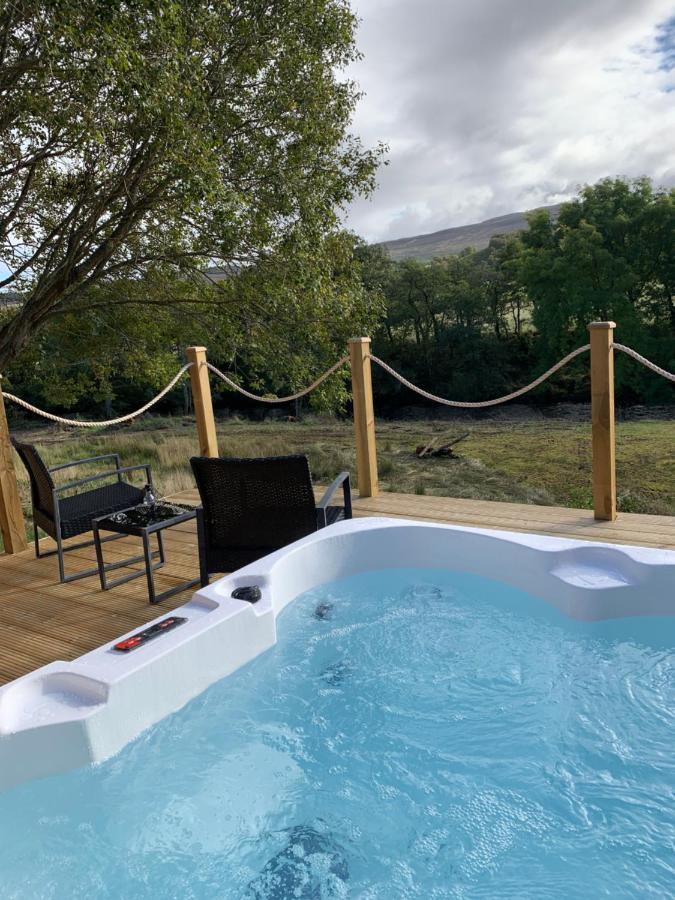 River Huts, Highland River Retreat With Hot Tub Inverness Exterior photo