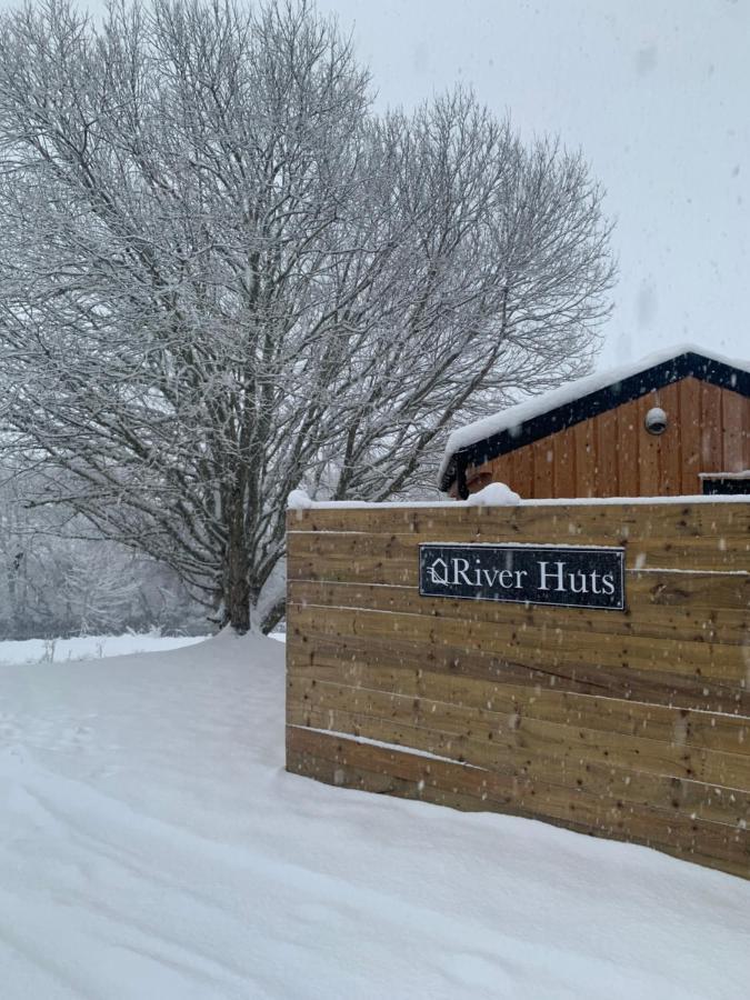 River Huts, Highland River Retreat With Hot Tub Inverness Exterior photo